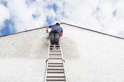 Peinture extérieure à Ombrée d'Anjou — façades et ravalement